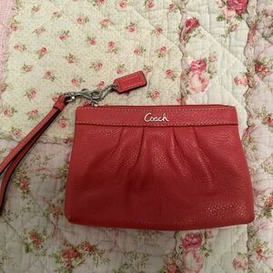 Vintage Y2K COACH Pleated Leather Wristlet